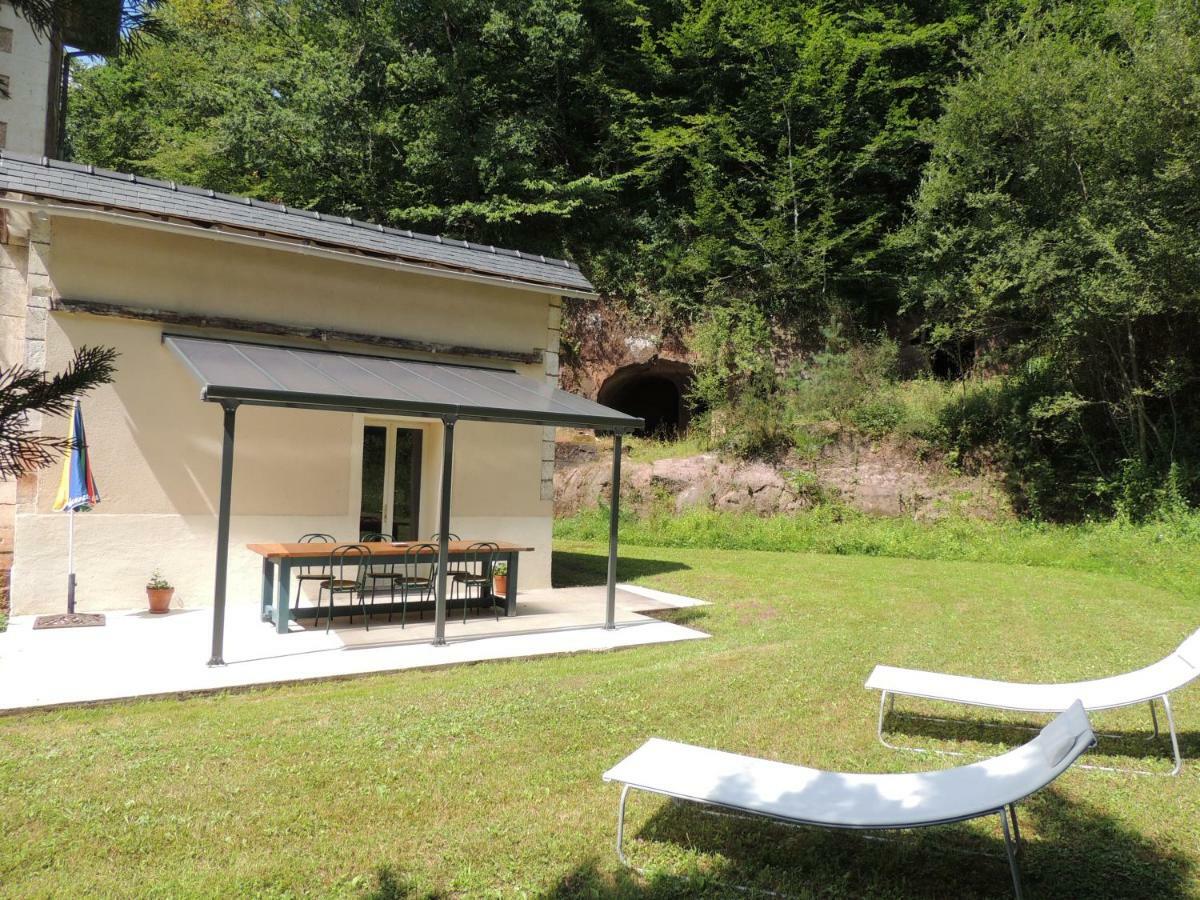 La Tour Du Chambon Daire Brignac-la-Plaine Dış mekan fotoğraf